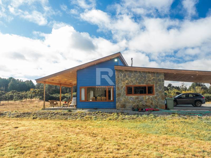 IMPECABLE CASA NUEVA 