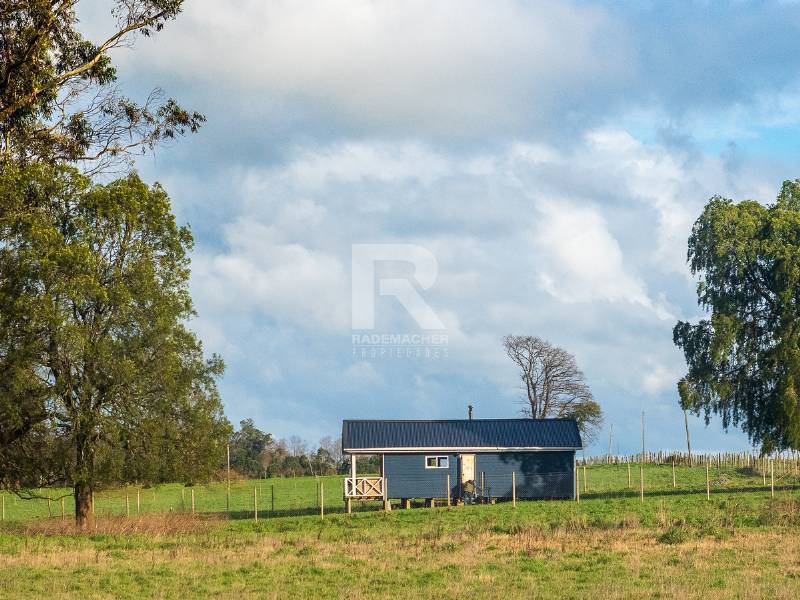 CASA EN PARCELA A 7KM DE NUEVA BRAUNAU...                        