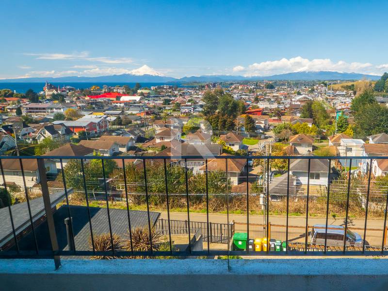 DEPARTAMENTO CON VISTA, 3 DORMITORIOS Y 2 ESTACIONAMIENTOS