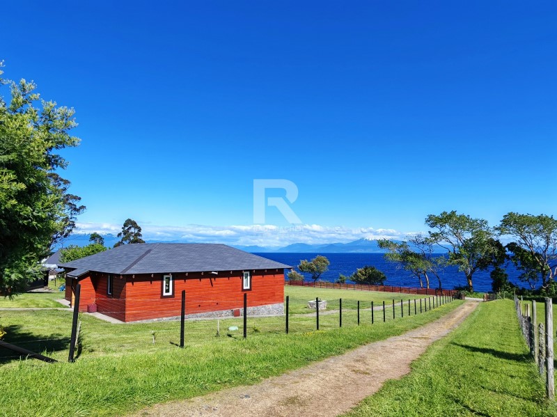 CASA Y CABAAS TURSTICAS FRENTE LAGO LLANQUIHUE, LOS BAJOS