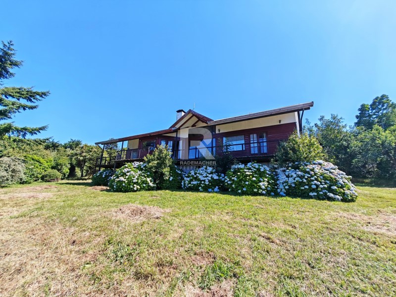 CASA 280M2 EN PARQUE IVIAN II CON VISTA LAGO...&nbsp; &nbsp; &nbsp; &nbsp; &nbsp; &nbsp; 