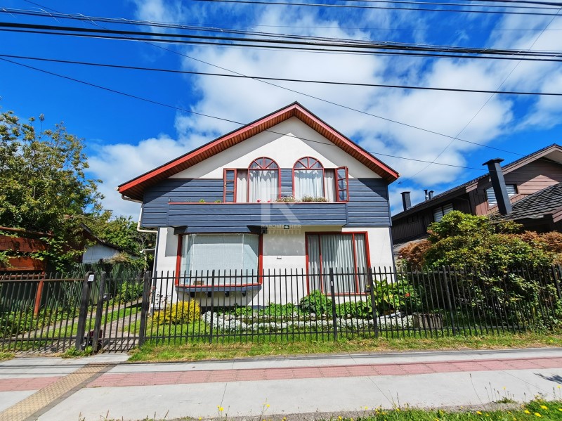 GRAN CASA COMERCIAL EN CALLE SAN IGNACIO...&nbsp; &nbsp; &nbsp; &nbsp; &nbsp; &nbsp; &nbsp; &nbsp; &nbsp; &nbsp; 